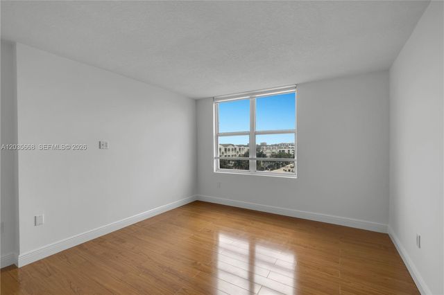 1900 Sunset Harbour Dr 707, Miami Beach, FL 33139
