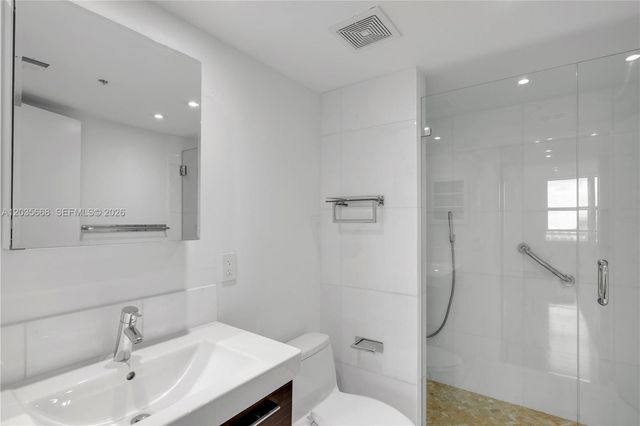 1900 Sunset Harbour Dr 707, Miami Beach, FL 33139