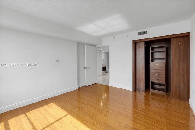 1900 Sunset Harbour Dr 707, Miami Beach, FL 33139