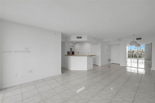 1900 Sunset Harbour Dr 707, Miami Beach, FL 33139