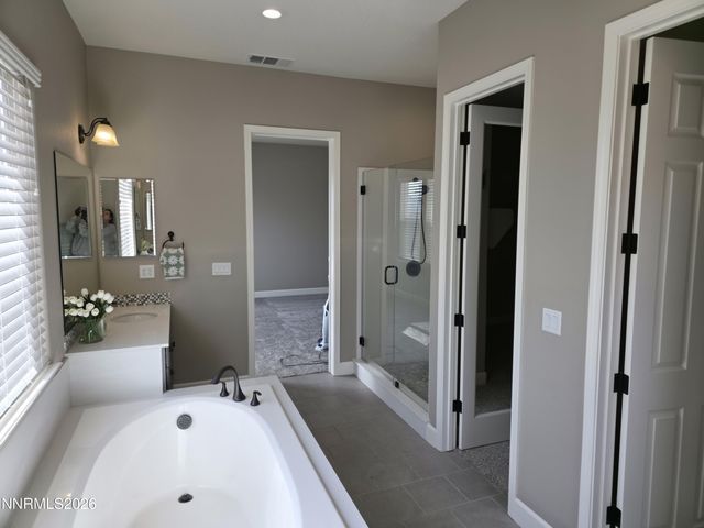 11541 Hacienda Ridge Way, Sparks, NV 89441