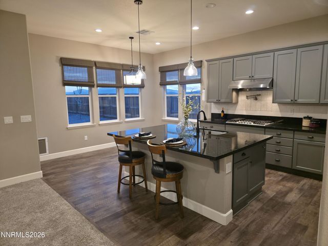 11541 Hacienda Ridge Way, Sparks, NV 89441