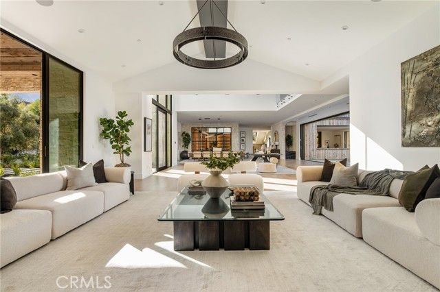 24255 BRIDLE TRAIL Road, Hidden Hills, CA 91302