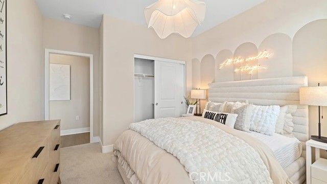 828 Sonia, Irvine, CA 92618