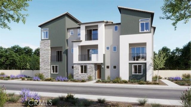 828 Sonia, Irvine, CA 92618