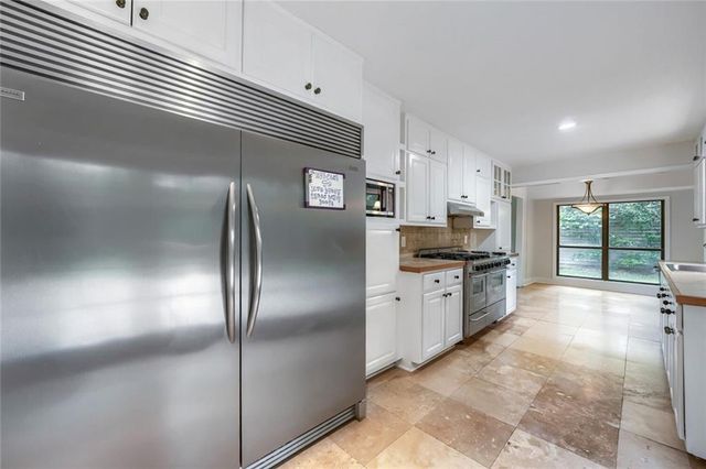 1170 Stone Ridge Drive, Lawrenceville, GA 30046