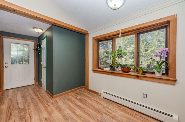 21 Elaine Road, Middleton, NH 03887