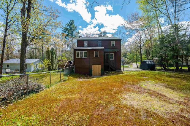 21 Elaine Road, Middleton, NH 03887