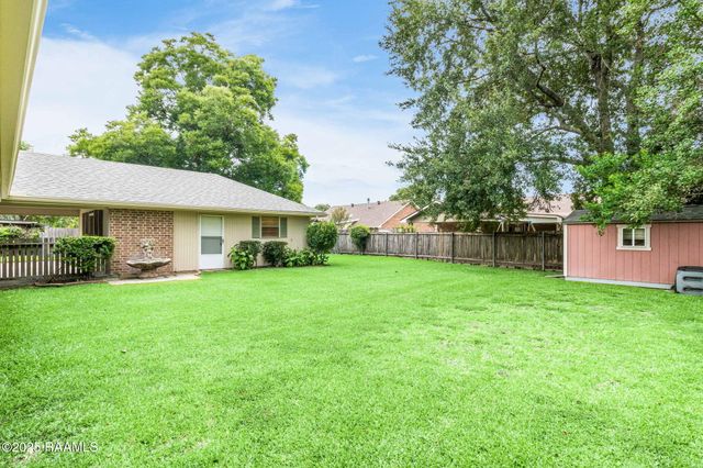 104 Pullin Drive, Youngsville, LA 70592