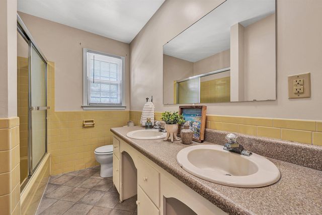 423 Highfield RD, Salem, VA 24153