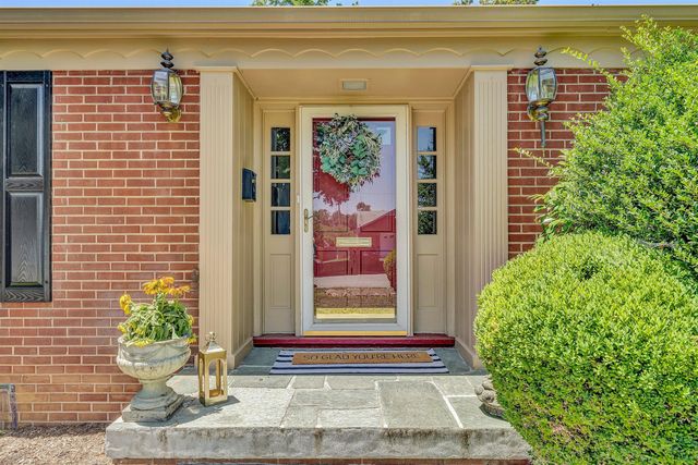 423 Highfield RD, Salem, VA 24153