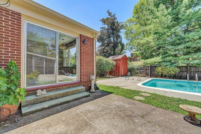 423 Highfield RD, Salem, VA 24153