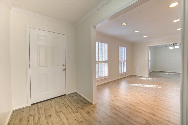 5810 Boyce Springs Drive, Houston, TX 77066