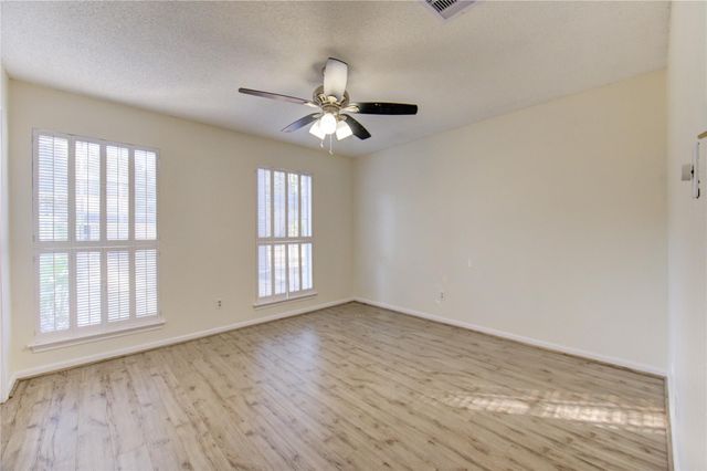 5810 Boyce Springs Drive, Houston, TX 77066