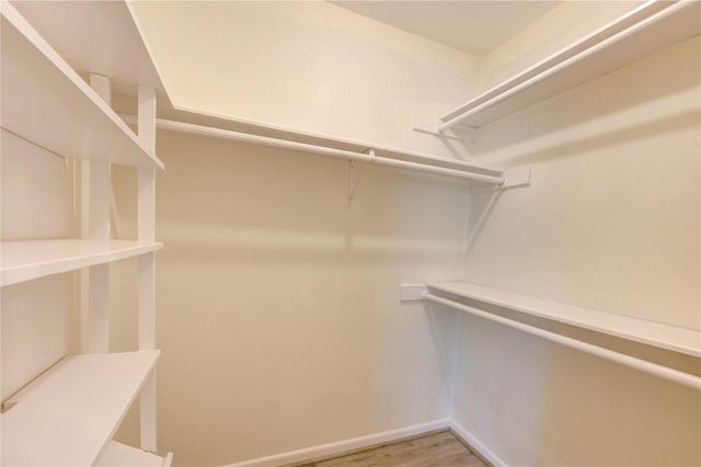 5810 Boyce Springs Drive, Houston, TX 77066