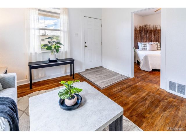 1022 S Santa Fe Ave, Pueblo, CO 81006