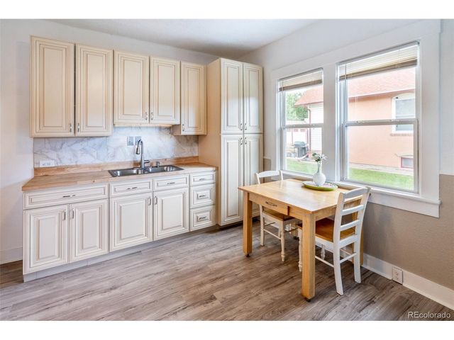 1022 S Santa Fe Ave, Pueblo, CO 81006