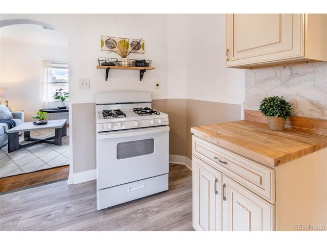 1022 S Santa Fe Ave, Pueblo, CO 81006