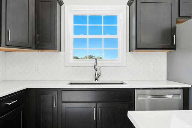 4815 Windrow Way, Fort Wayne, IN 46818