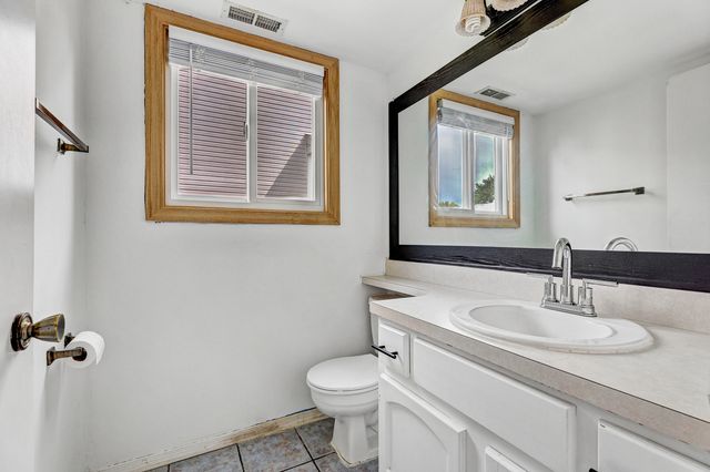 1841 Whaler Lane, Hanover Park, IL 60133