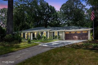 170 Berwick Drive, Atlanta, GA 30328