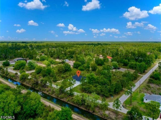 3805 E 8th ST, Lehigh Acres, FL 33972