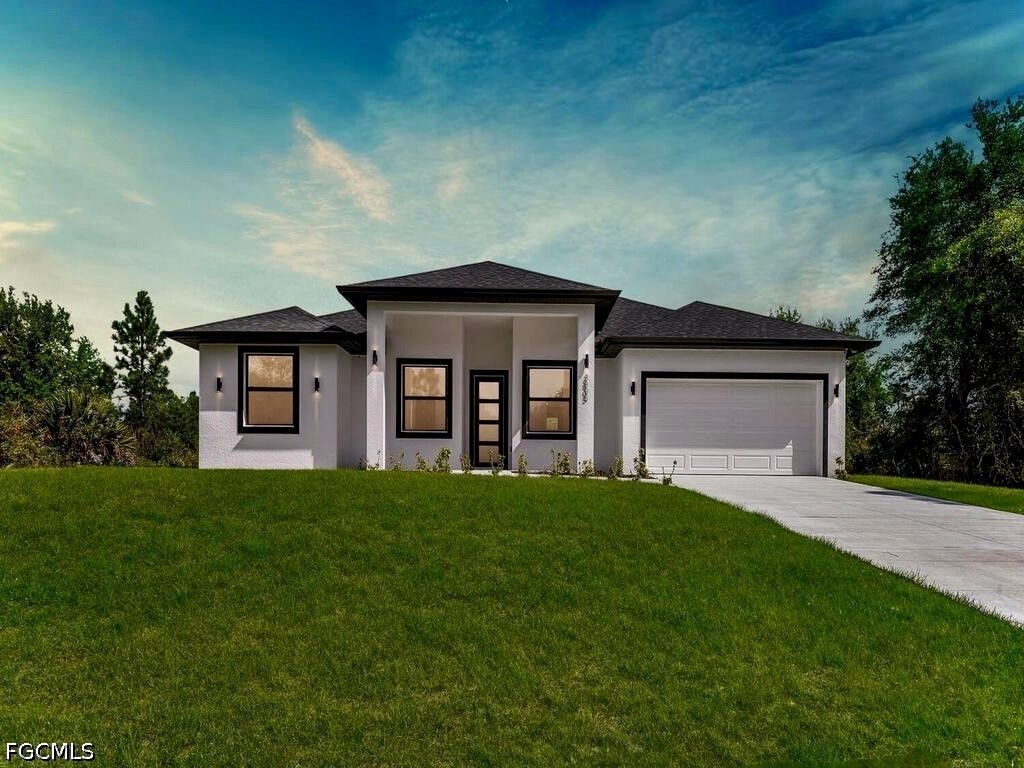 3805 E 8th ST, Lehigh Acres, FL 33972