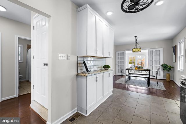 2601 HILLCREST AVE, Baltimore, MD 21234