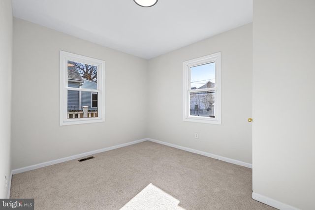 2601 HILLCREST AVE, Baltimore, MD 21234