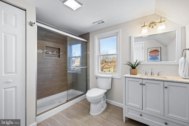 2601 HILLCREST AVE, Baltimore, MD 21234