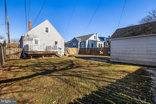 2601 HILLCREST AVE, Baltimore, MD 21234