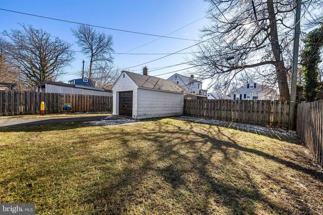 2601 HILLCREST AVE, Baltimore, MD 21234