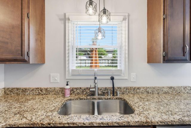 3552 Sundart Drive, Lexington, KY 40517