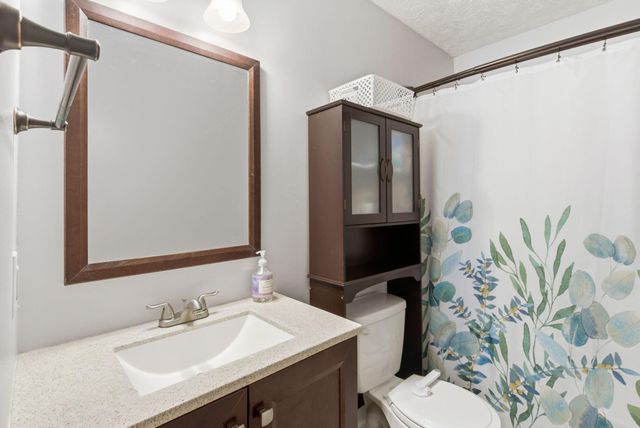 3552 Sundart Drive, Lexington, KY 40517