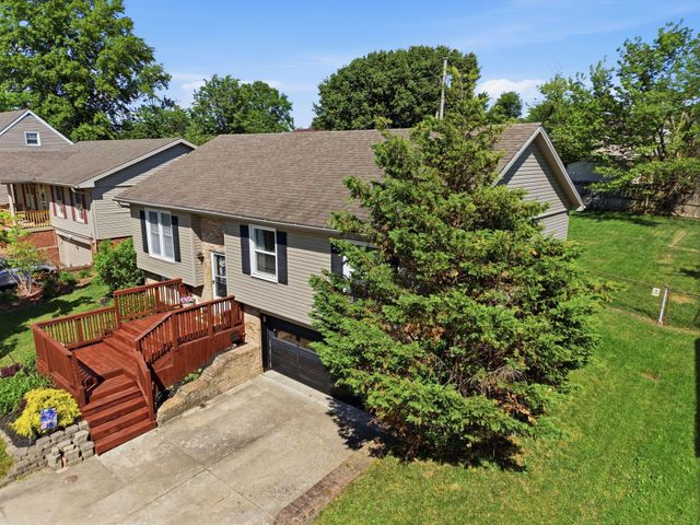 3552 Sundart Drive, Lexington, KY 40517