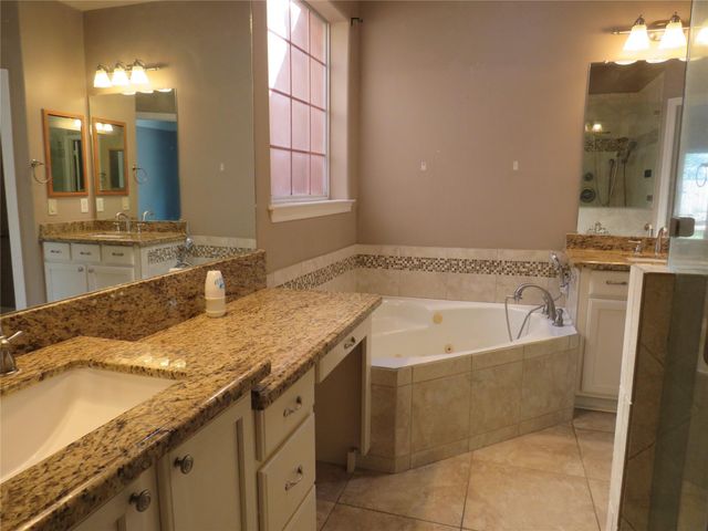 18326 Marlin Waters Drive, Humble, TX 77346