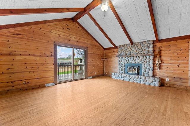 E5386 County Rd. V, Reedsburg, WI 53959