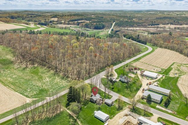 E5386 County Rd. V, Reedsburg, WI 53959