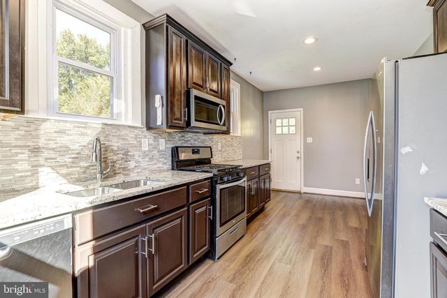 5600 CARTER AVE, Baltimore, MD 21214