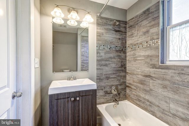 5600 CARTER AVE, Baltimore, MD 21214