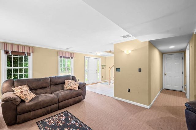 189 Dodge Road, Rowley, MA 01969