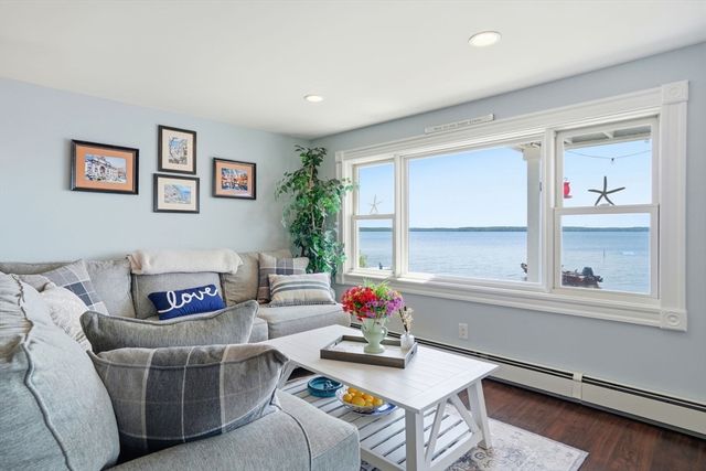 145 Staples Shore Rd, Lakeville, MA 02347