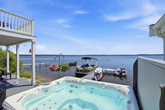 145 Staples Shore Rd, Lakeville, MA 02347