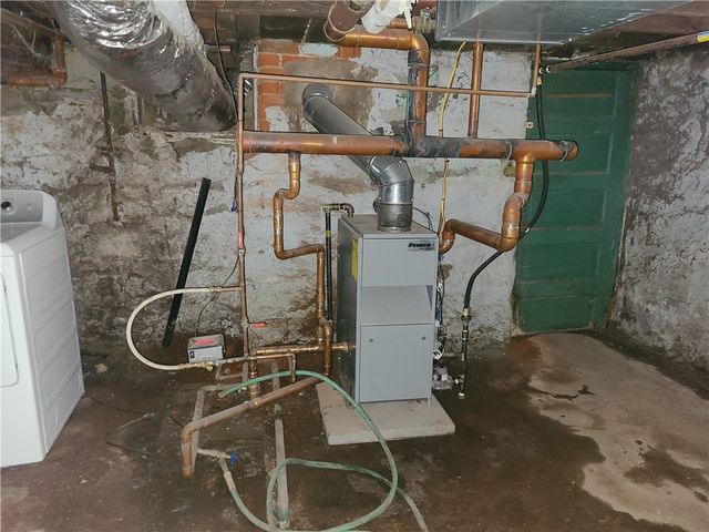 743 Taylor Ave, Avalon, PA 15202