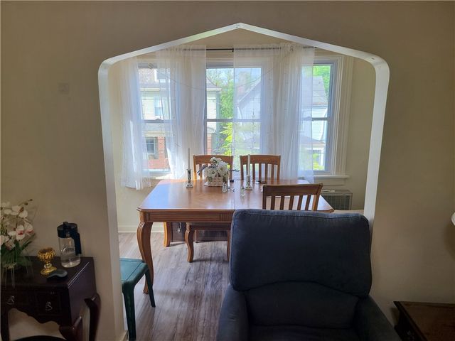 743 Taylor Ave, Avalon, PA 15202