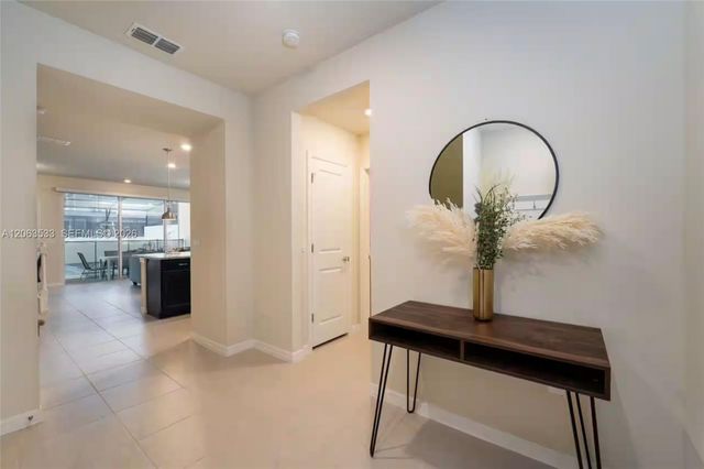 4298 Lana Avenue, Davenport, FL 33897