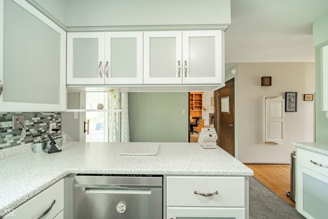 1905 Oakwood Drive, Anderson, IN 46011