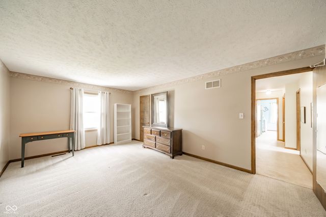 1905 Oakwood Drive, Anderson, IN 46011