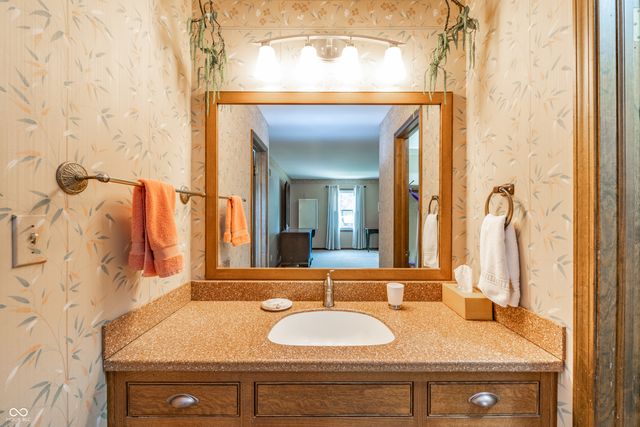 1905 Oakwood Drive, Anderson, IN 46011