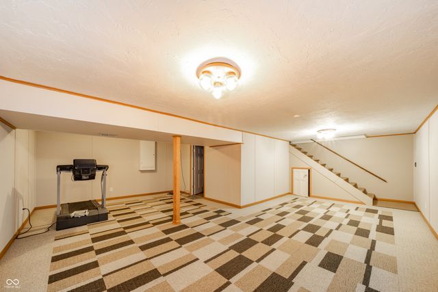 1905 Oakwood Drive, Anderson, IN 46011